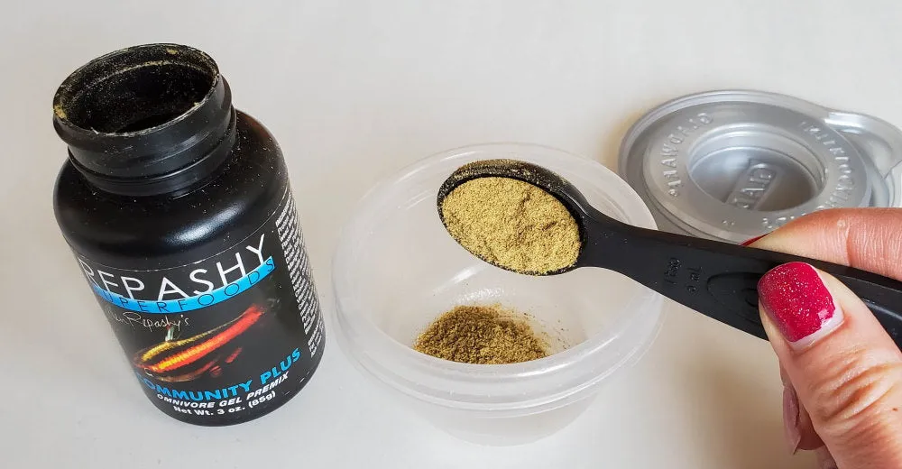 02 adding Repashy gel fish food powder